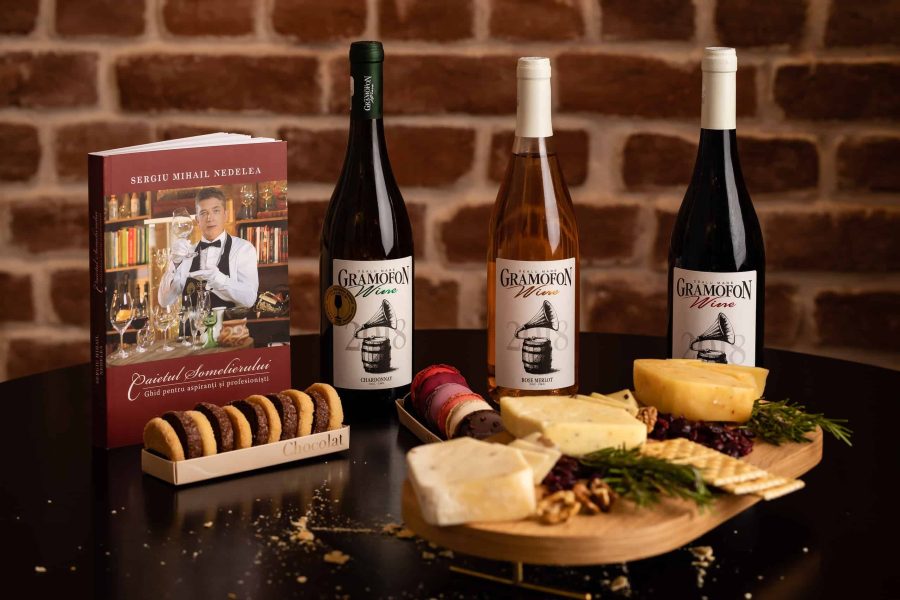 Gramofon Wine, Cheese & a touch of education (Sergiu Nedelea)