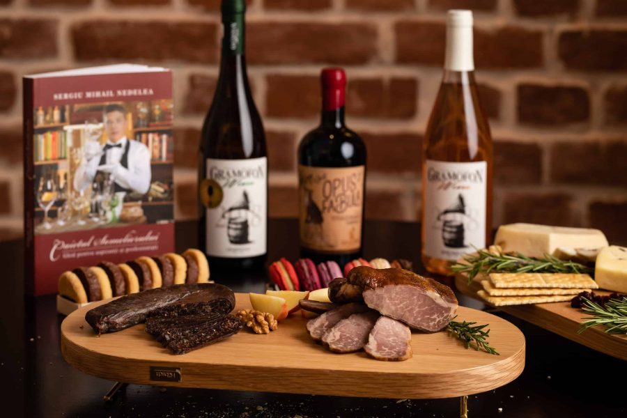 Gramofon Wine , Arome Românești & Sergiu Nedelea